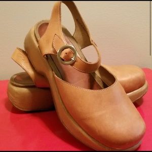 Vintage Dansko Clogs!